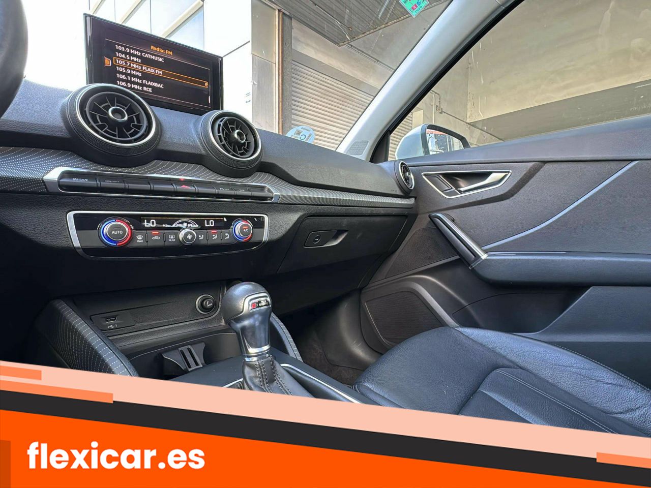 Foto Audi Q2 12