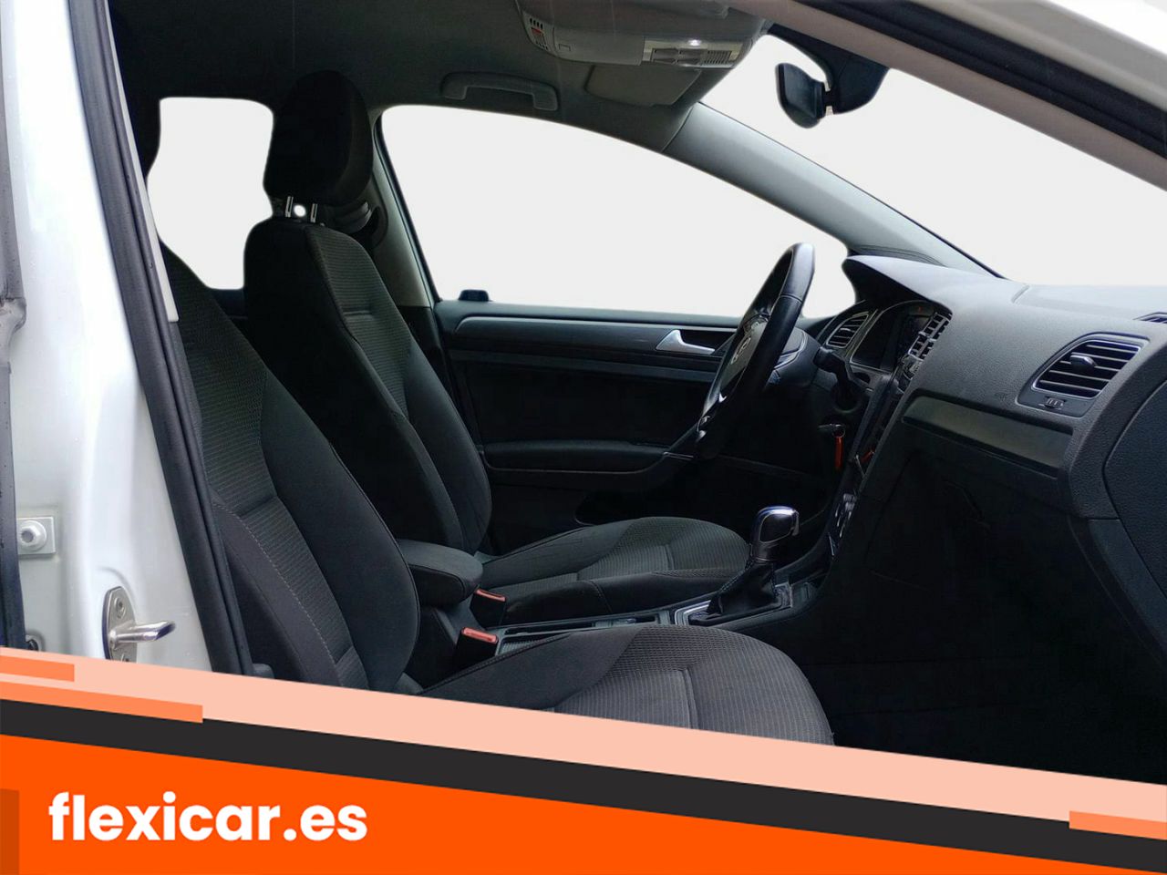 Foto Volkswagen Golf 16