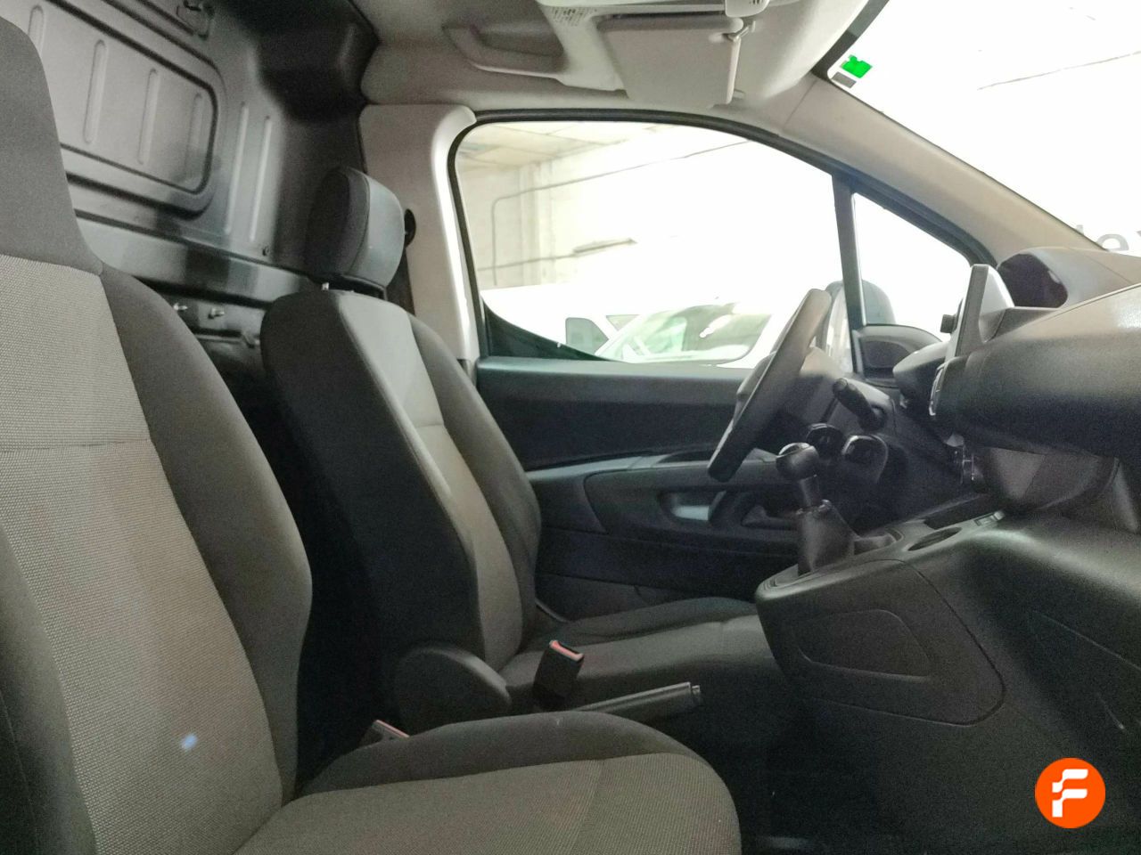 Foto Peugeot Partner 21