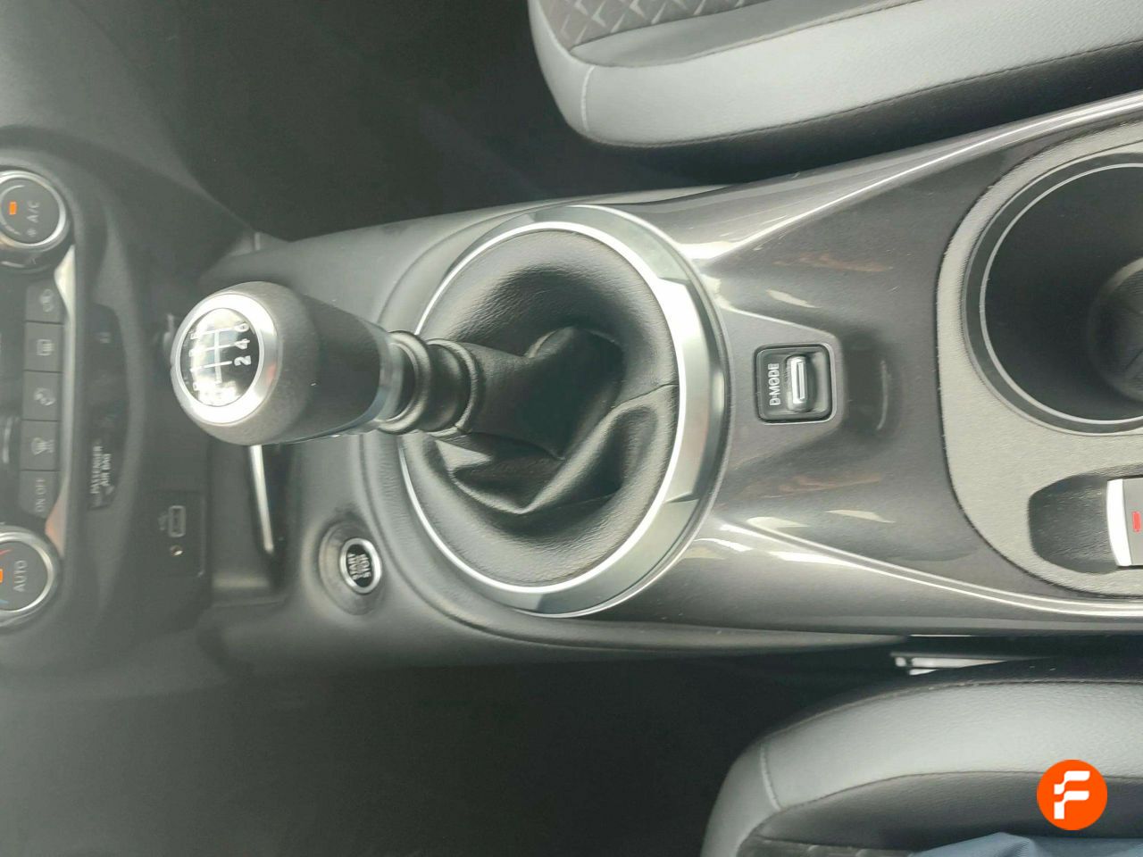 Foto Nissan Juke 17