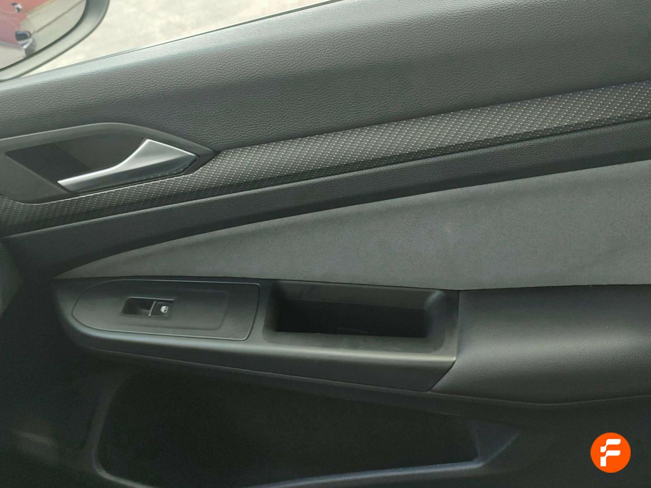 Foto Volkswagen Golf 31