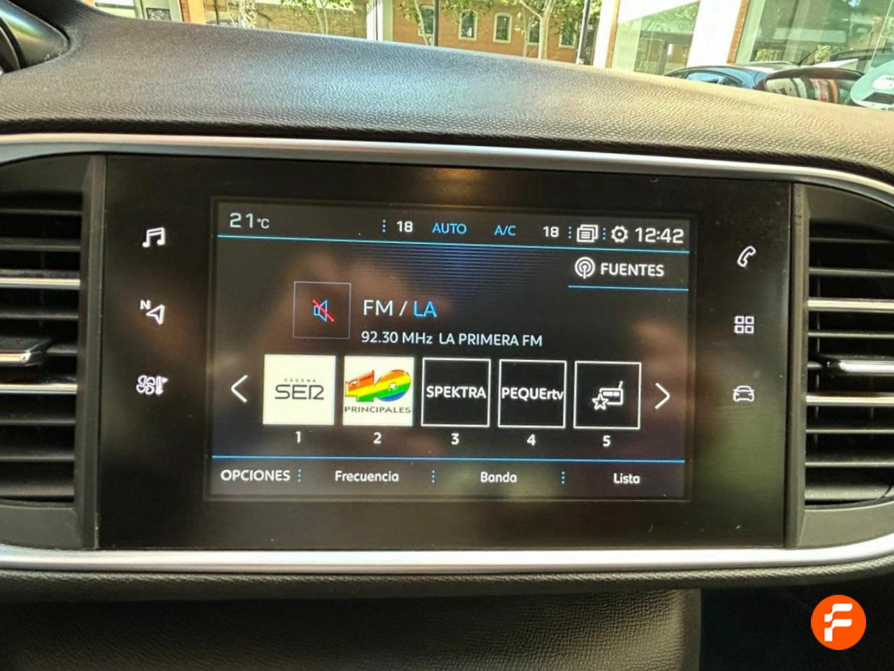 Foto Peugeot 308 13