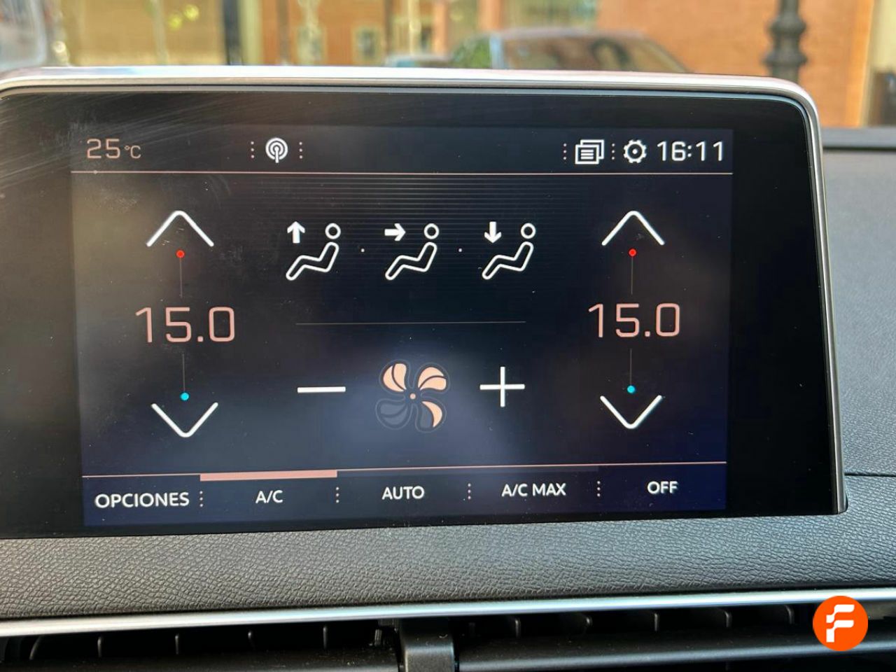Foto Peugeot 3008 14