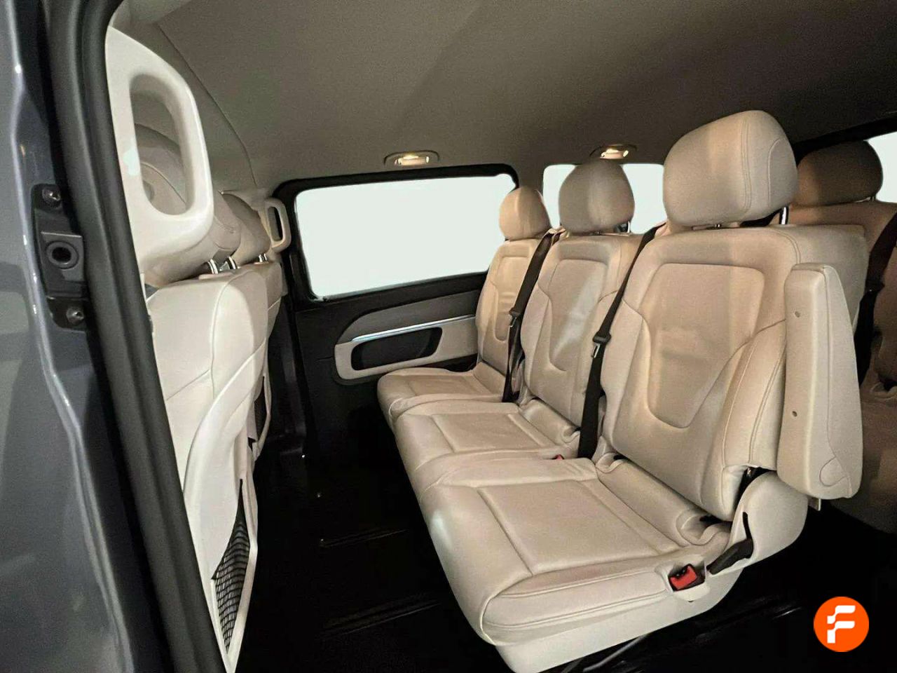 Foto Mercedes-Benz Clase V 16