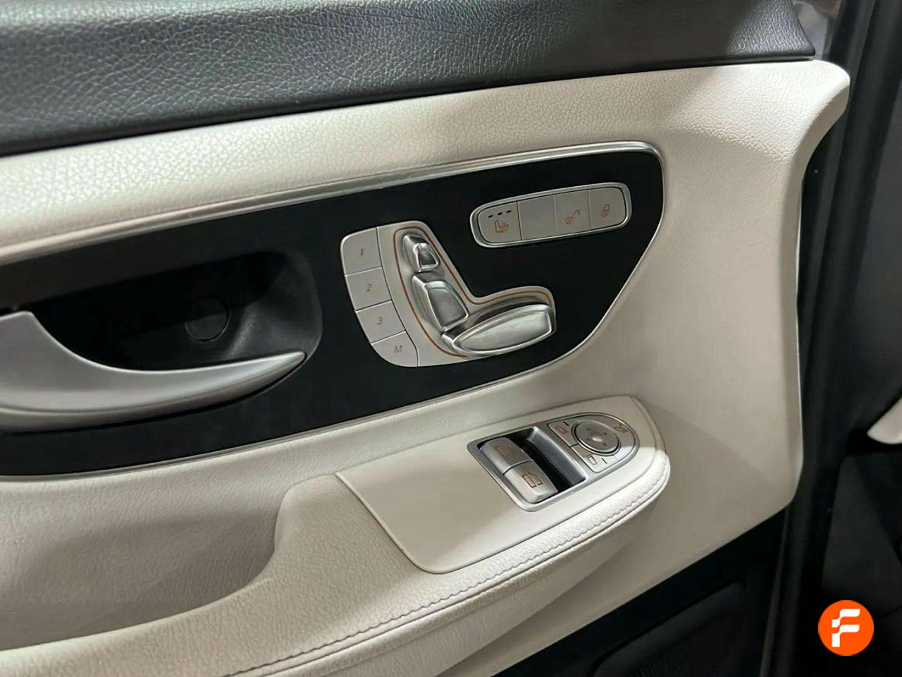 Foto Mercedes-Benz Clase V 19