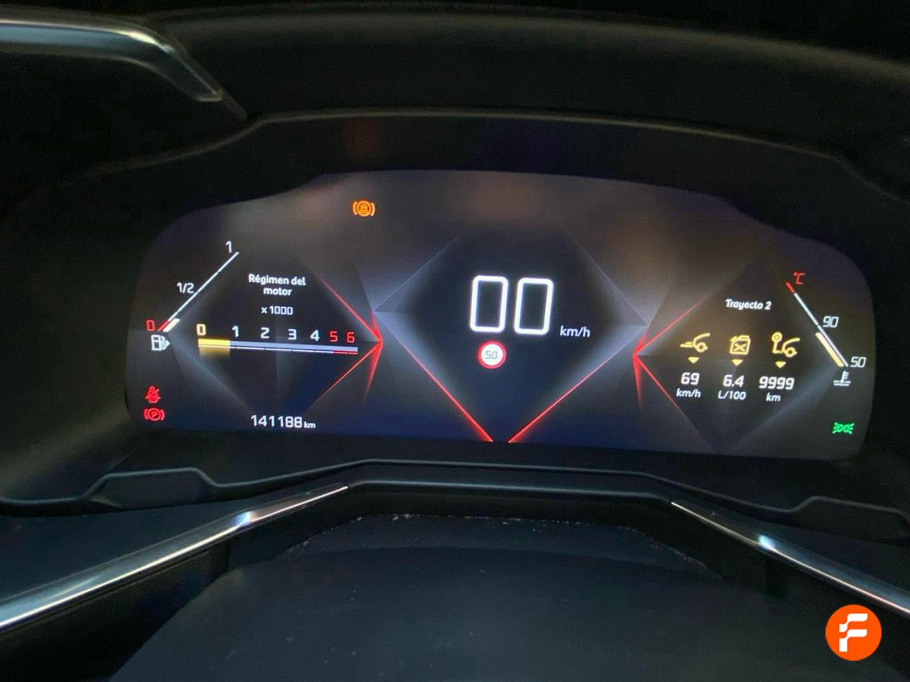 Foto DS Automobiles DS 7 9
