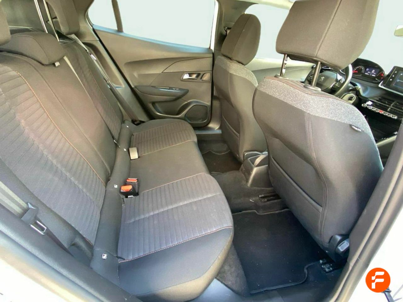 Foto Peugeot 2008 10