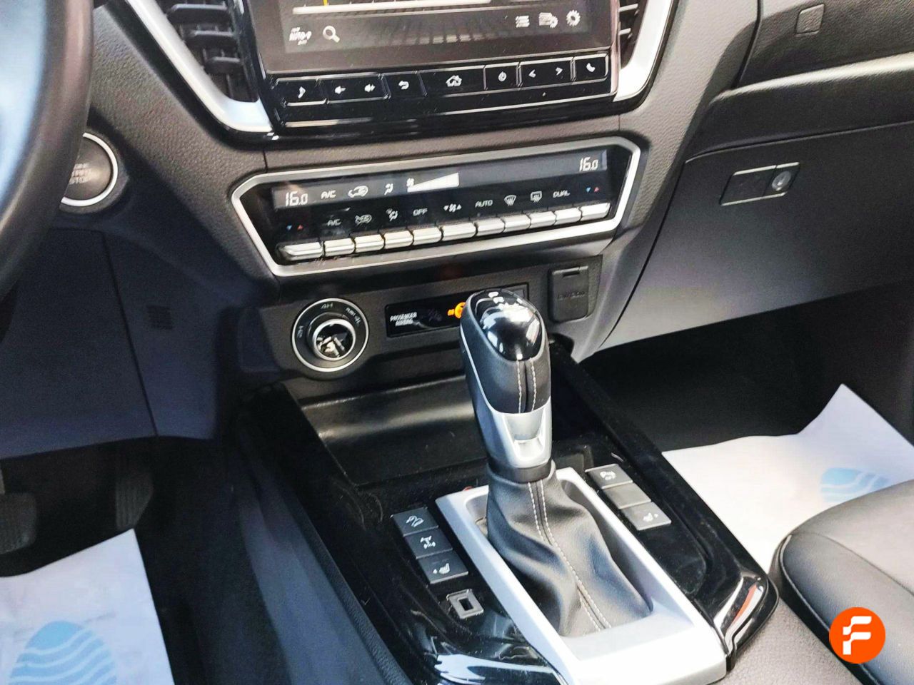 Foto Isuzu D-Max 18