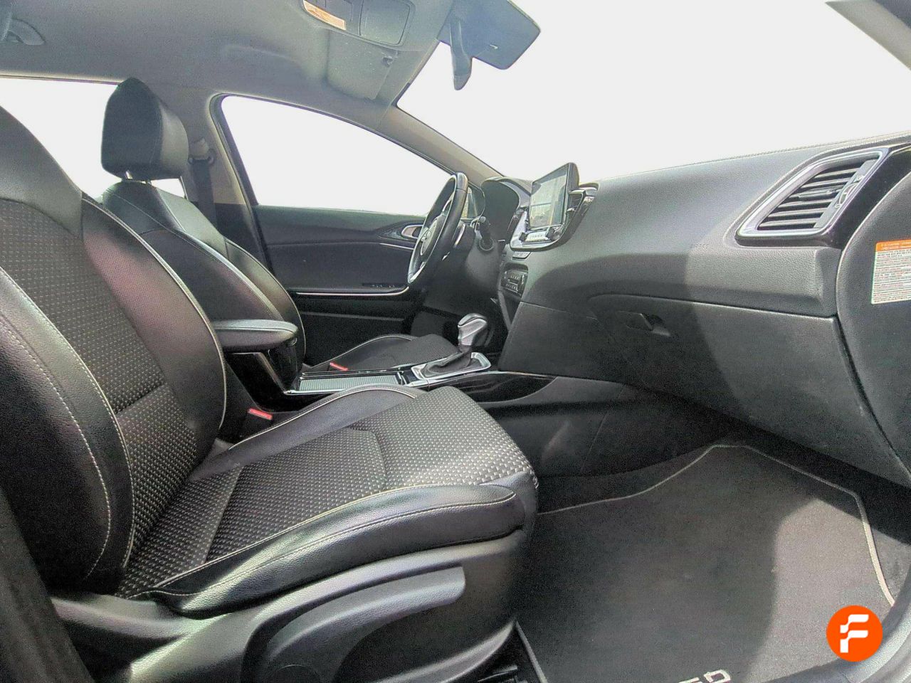 Foto Kia Ceed 14