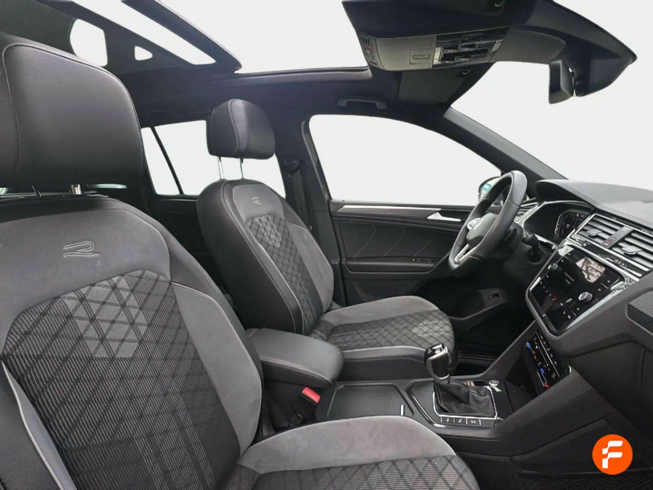 Foto Volkswagen Tiguan 26
