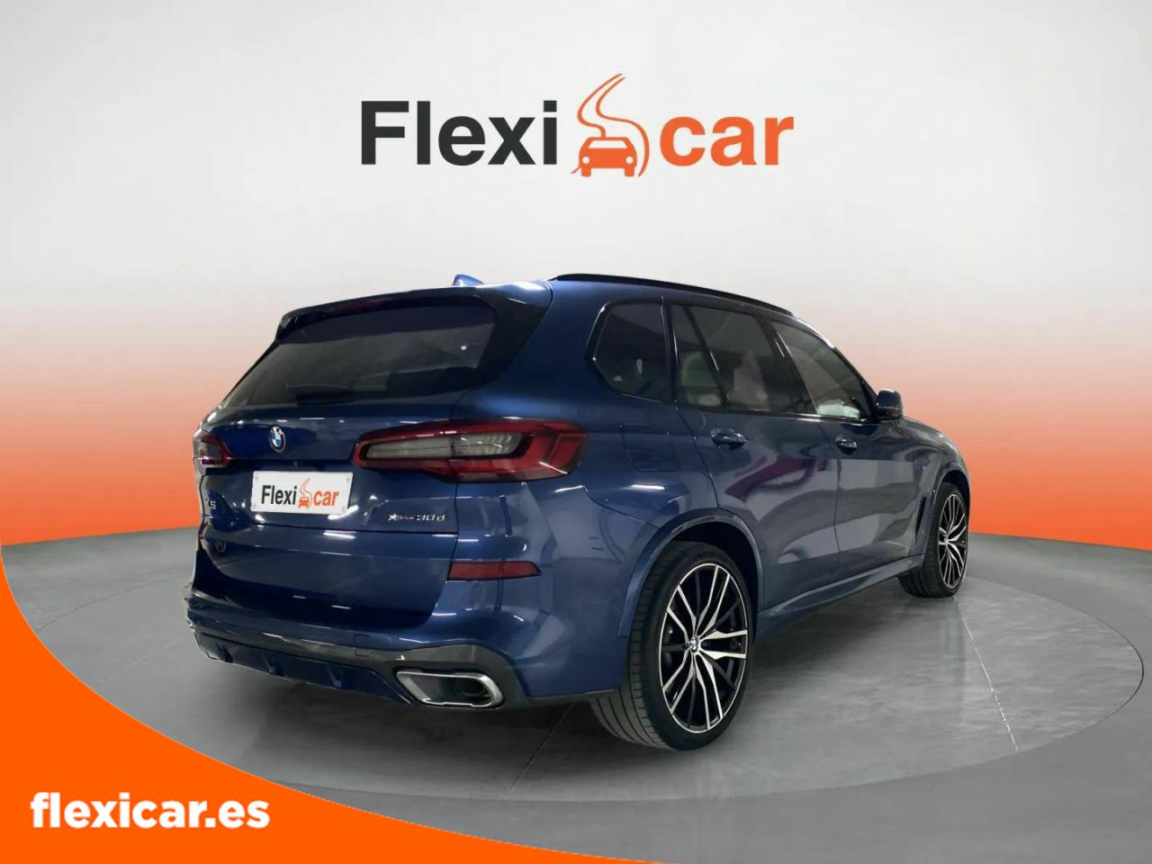 Foto BMW X5 8