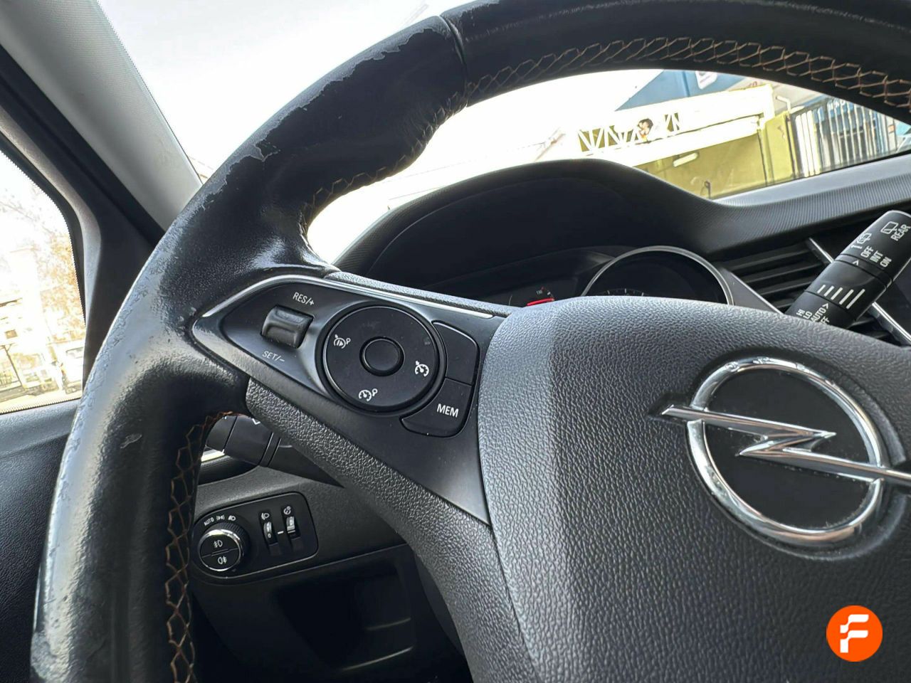 Foto Opel Crossland X 13