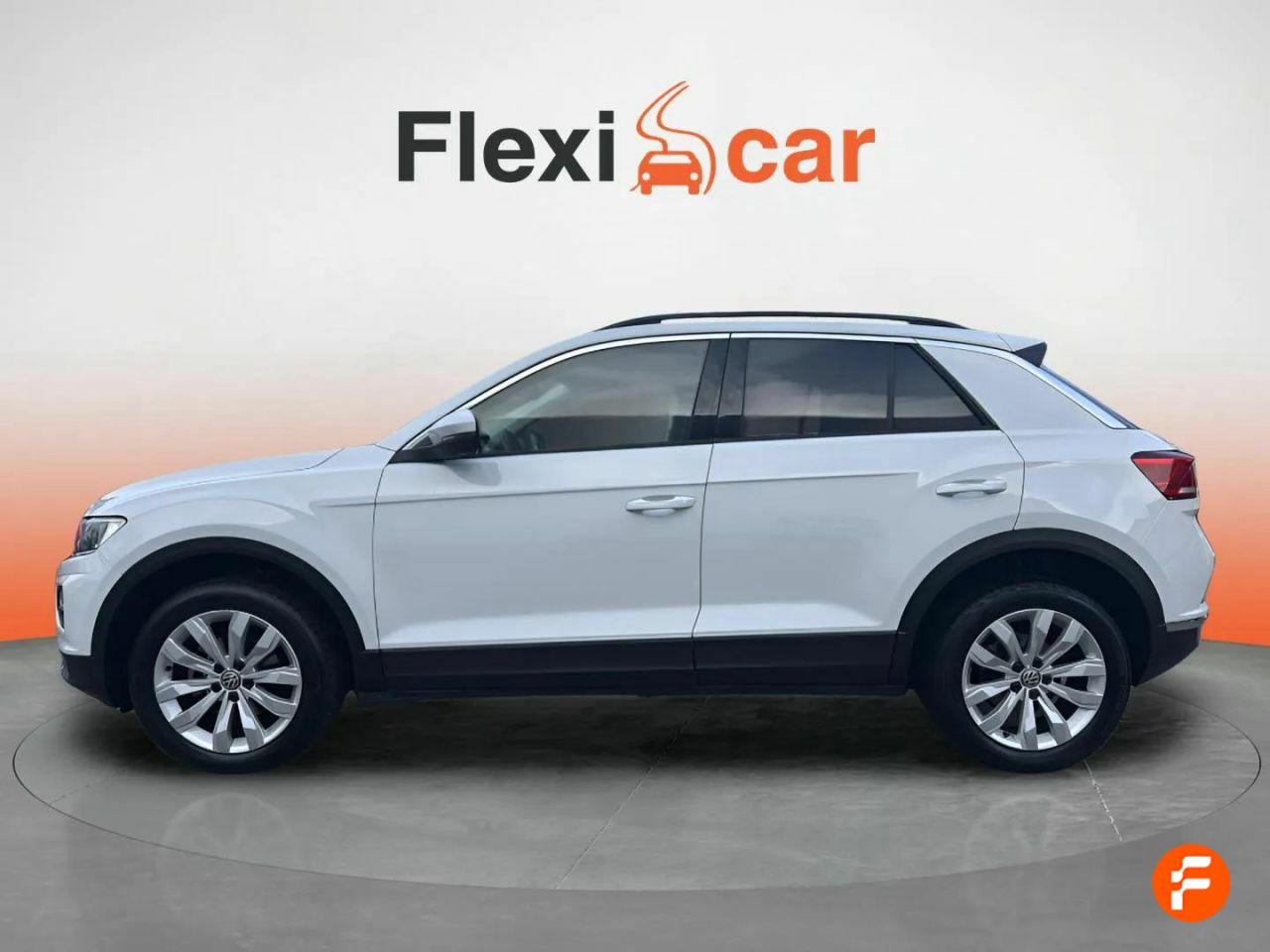 Foto Volkswagen T-Roc 4