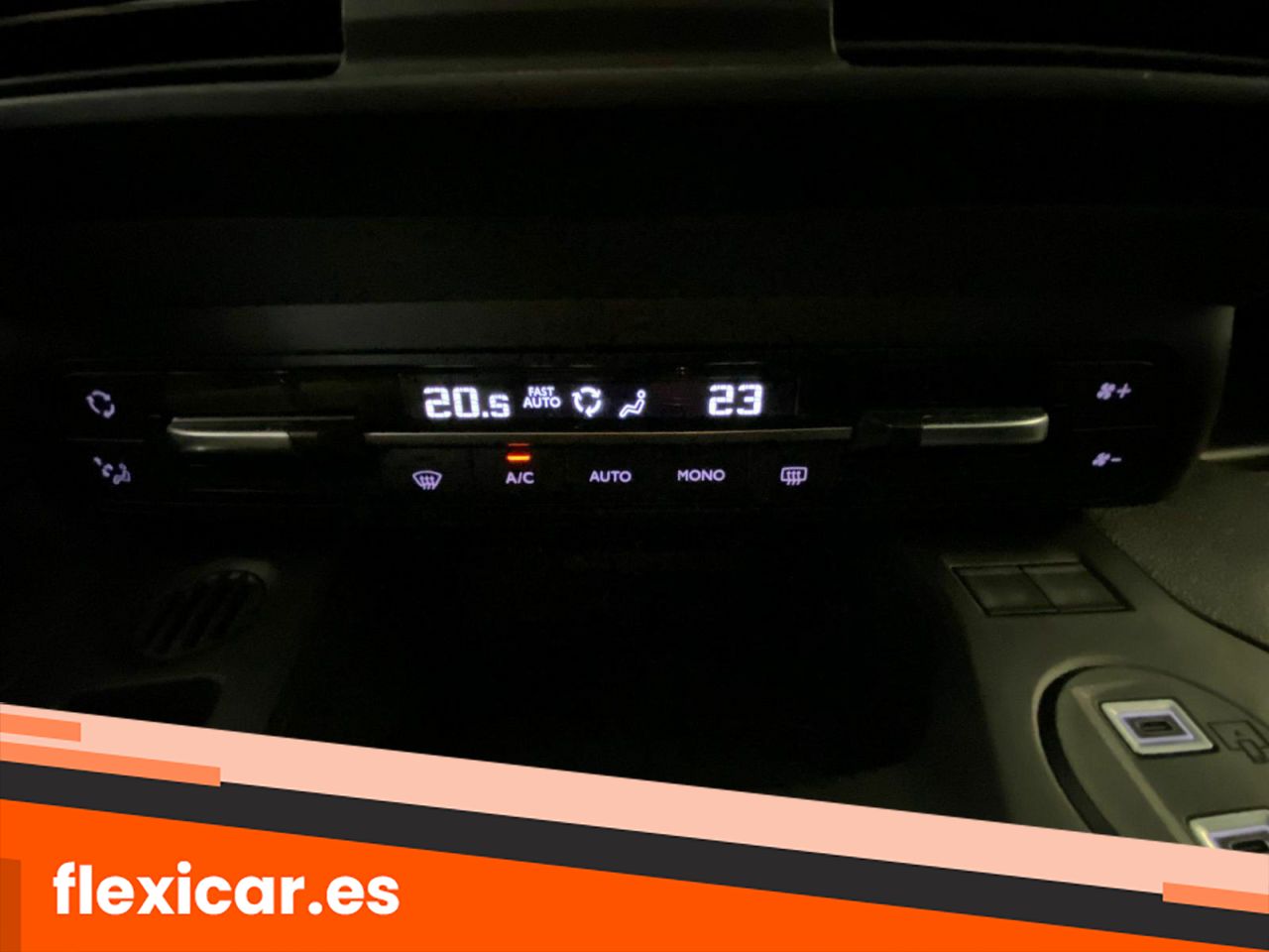 Foto Peugeot Rifter 15