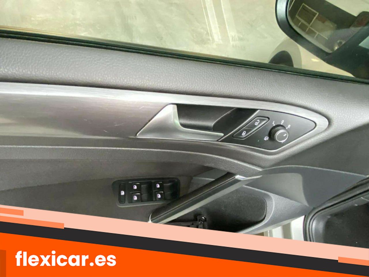 Foto Volkswagen Golf 36