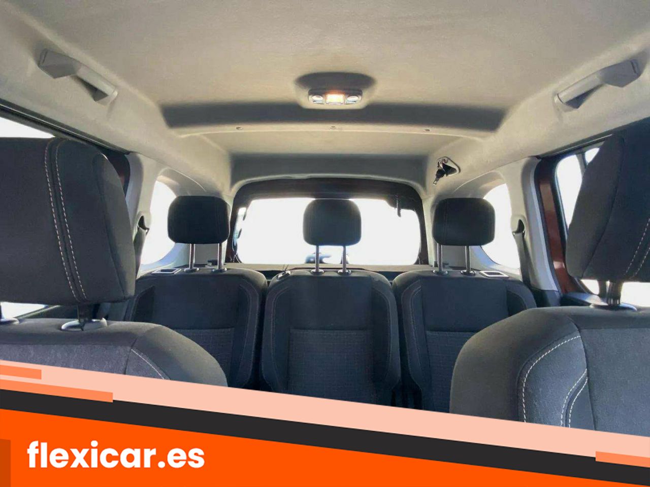Foto Peugeot Rifter 16