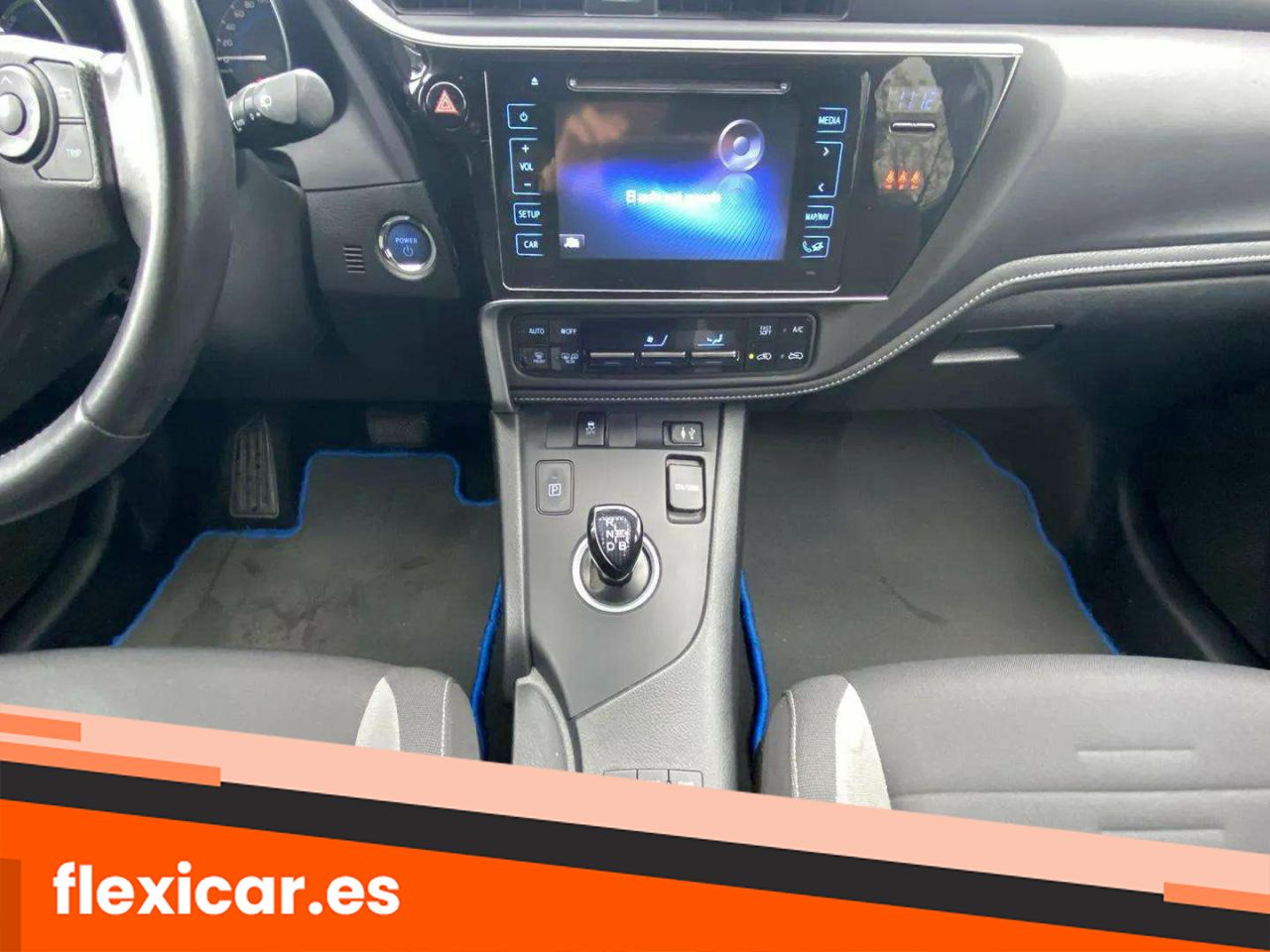 Foto Toyota Auris 11