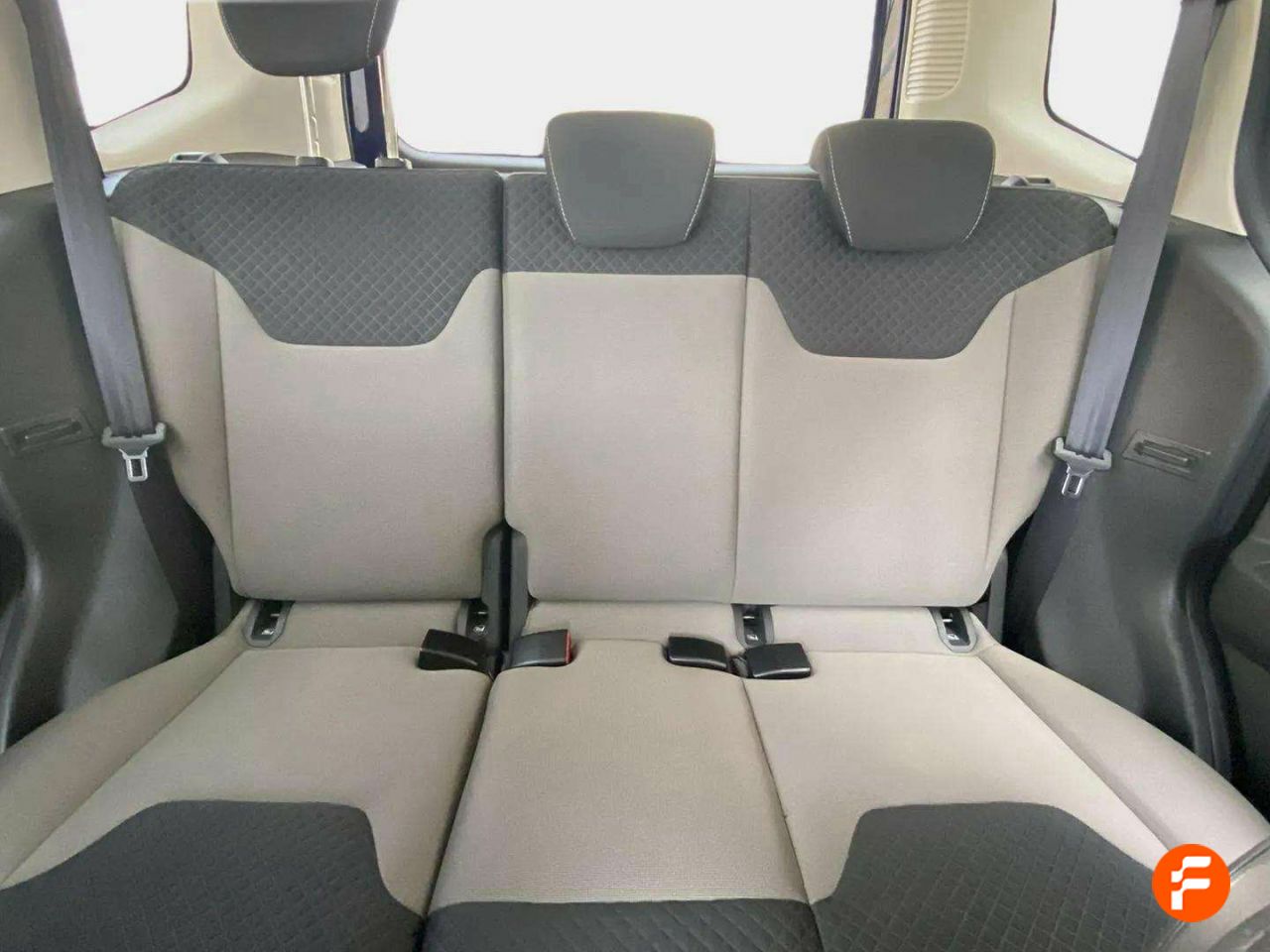 Foto Ford Tourneo Courier 15