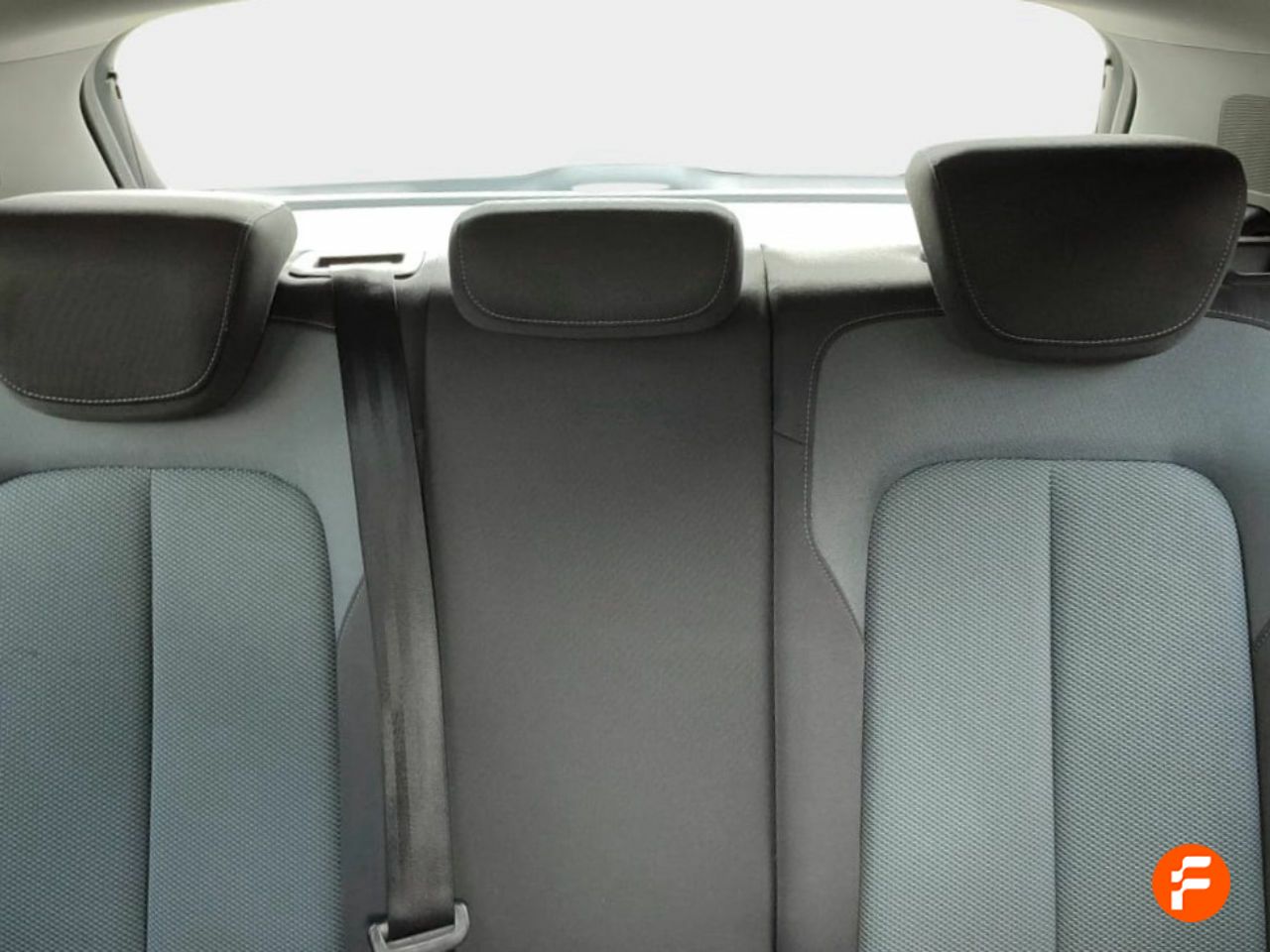 Foto Audi Q2 14