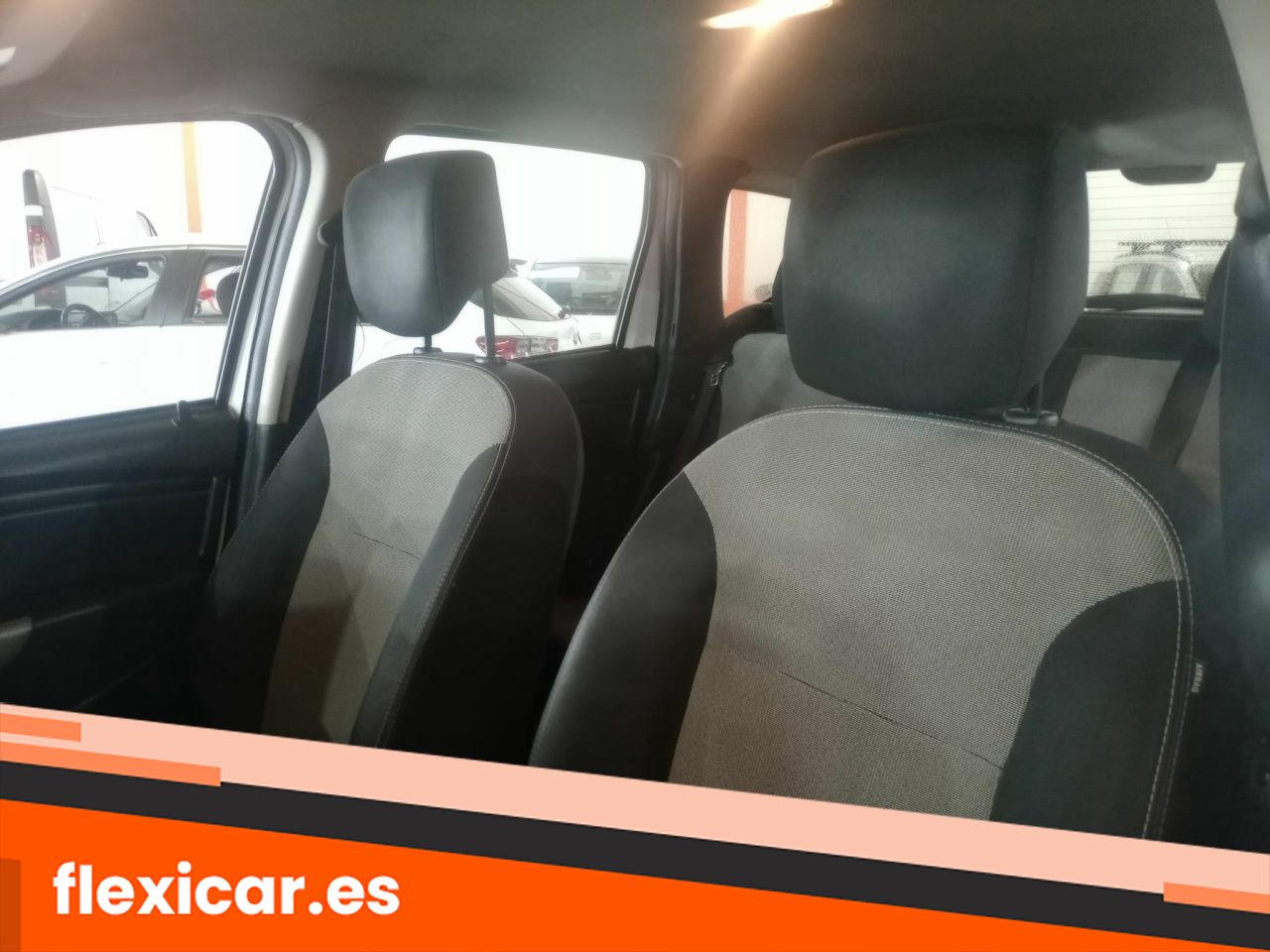 Foto Dacia Duster 16