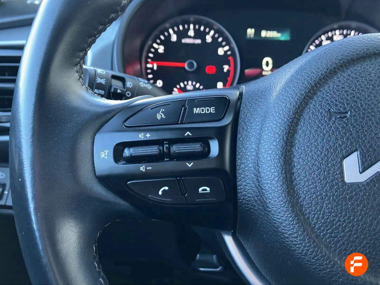 Foto Kia Rio 13