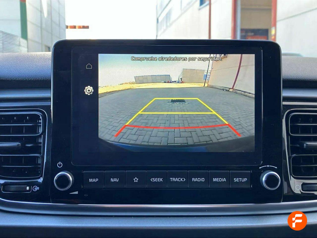 Foto Kia Rio 16