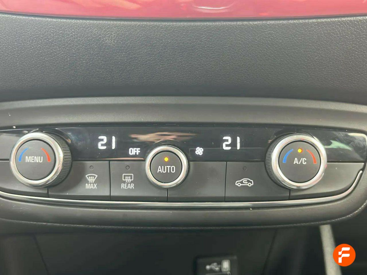 Foto Opel CrossLand 15