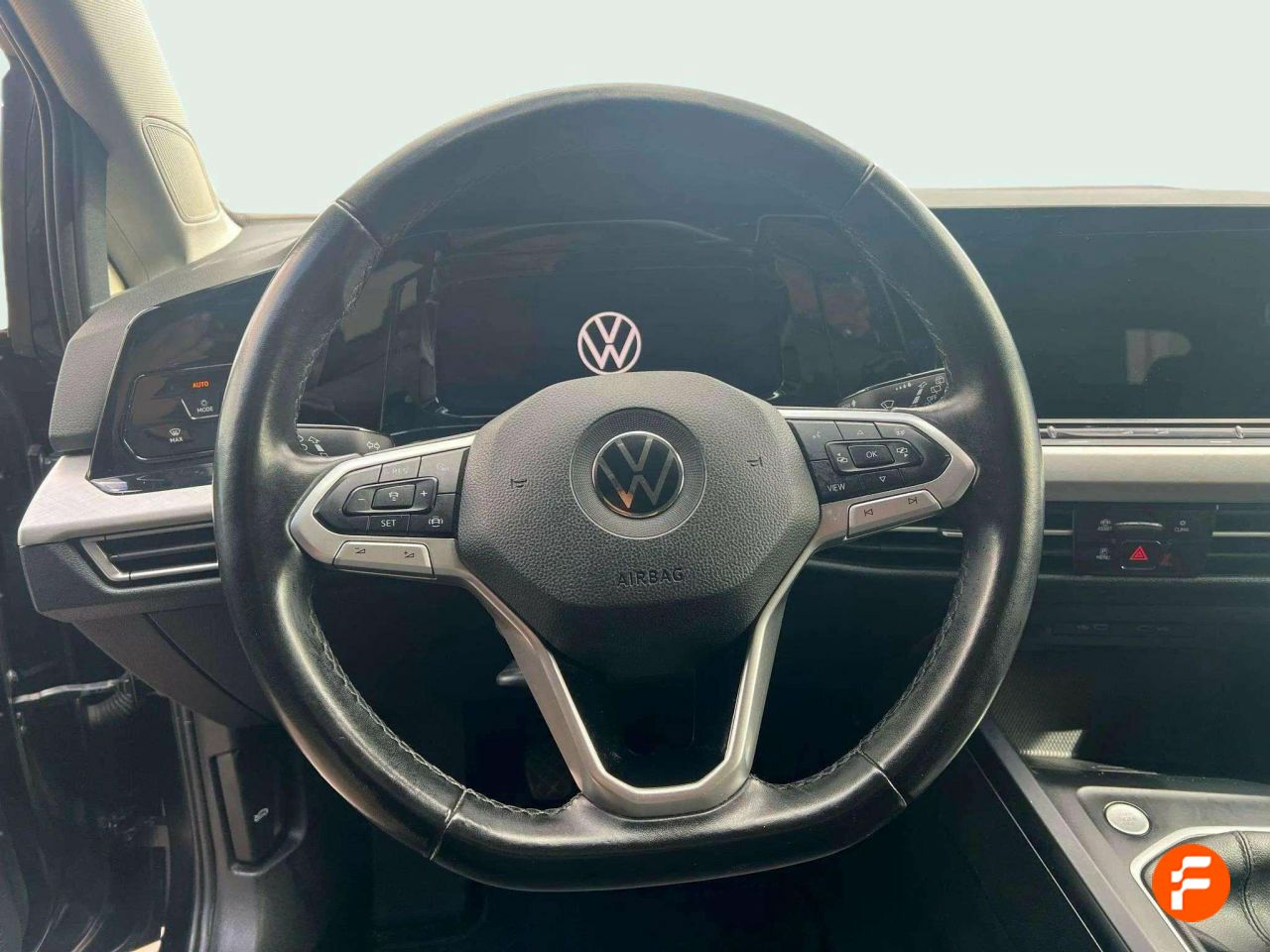 Foto Volkswagen Golf 13