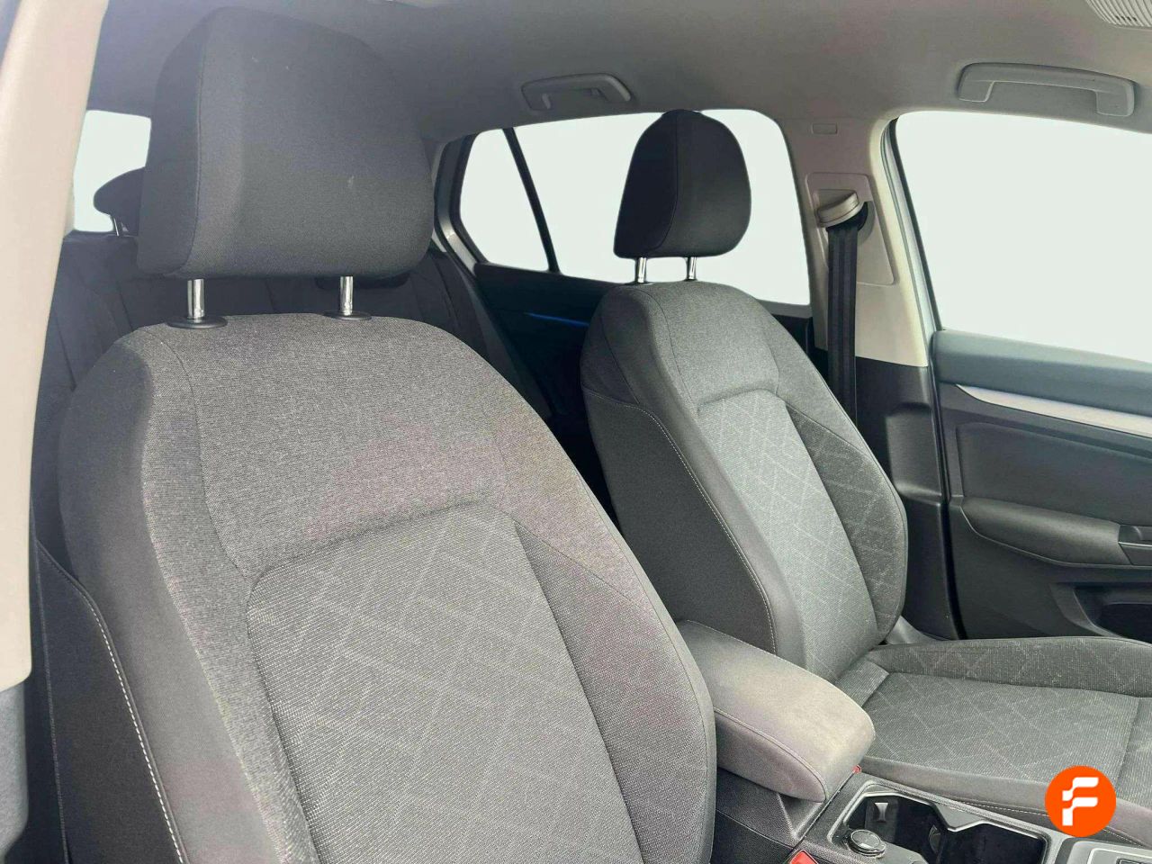 Foto Volkswagen Golf 8
