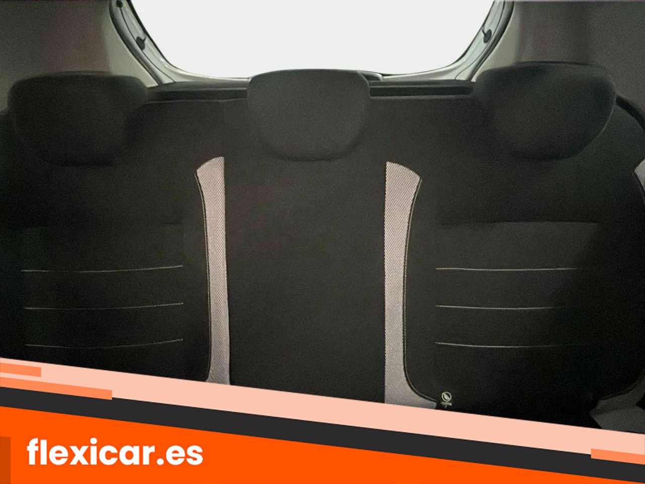 Foto Dacia Sandero 16