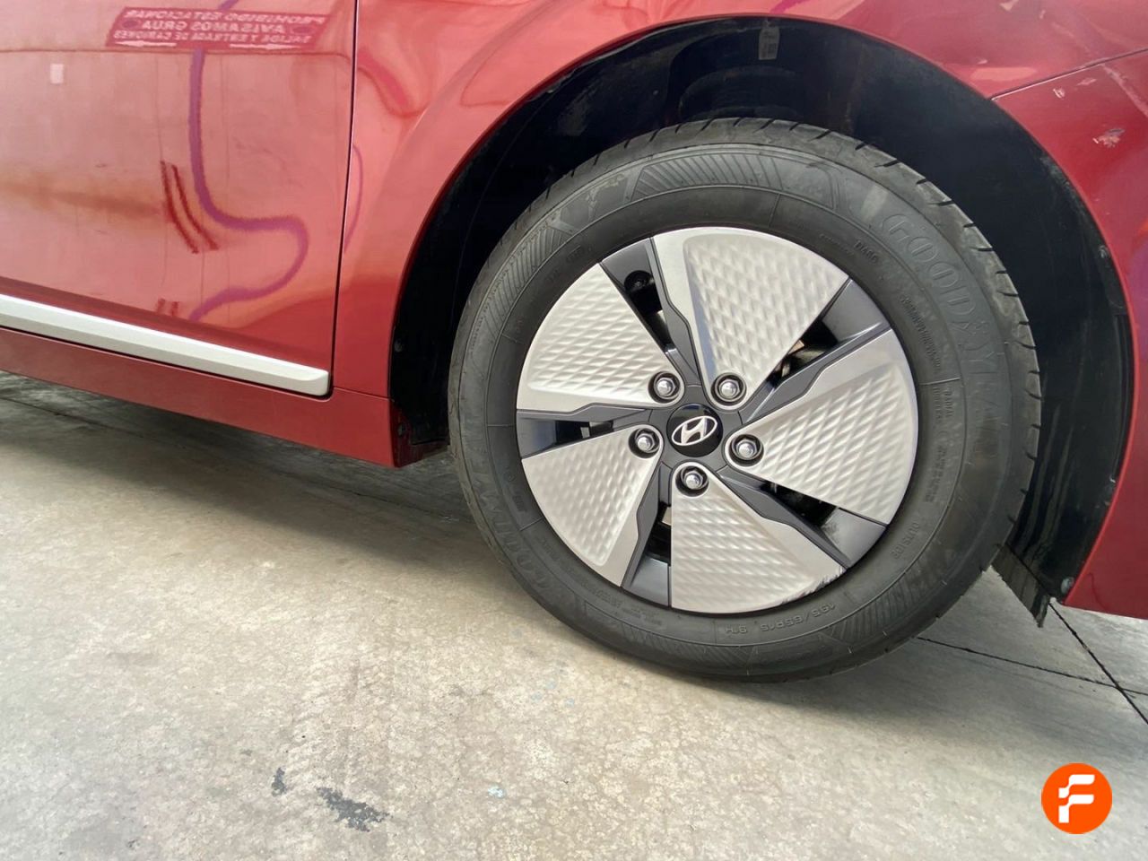 Foto Hyundai IONIQ 14