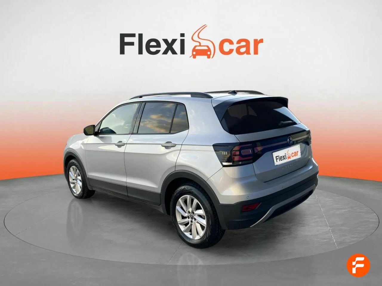 Foto Volkswagen T-Cross 5