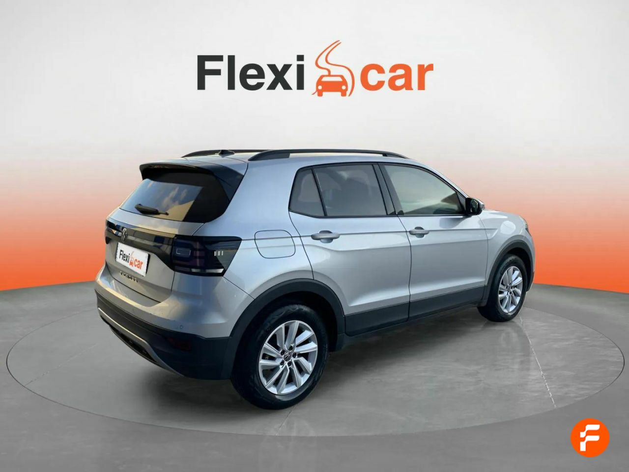 Foto Volkswagen T-Cross 8