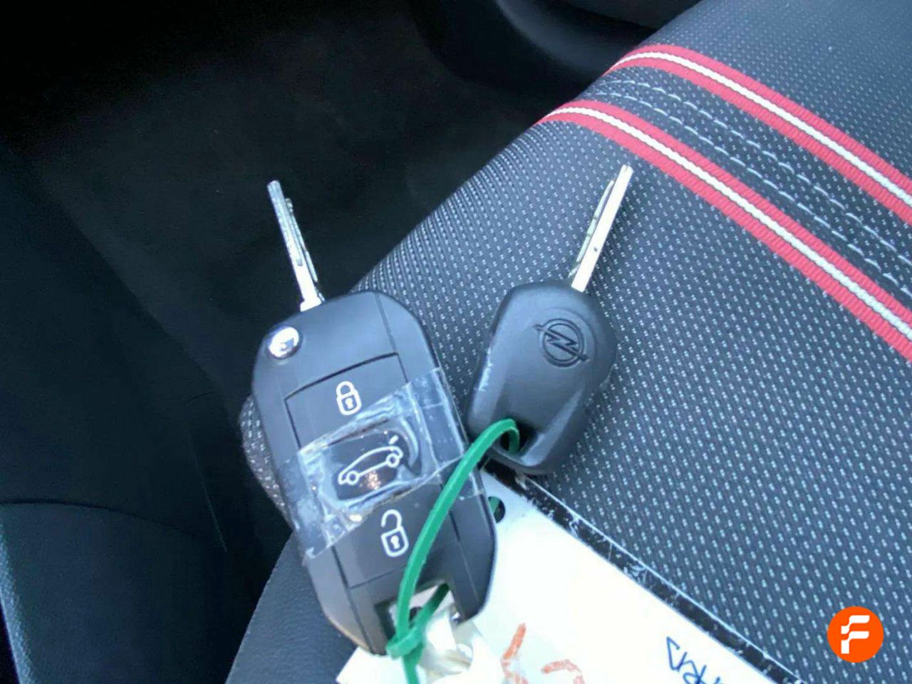 Foto Opel Corsa 16