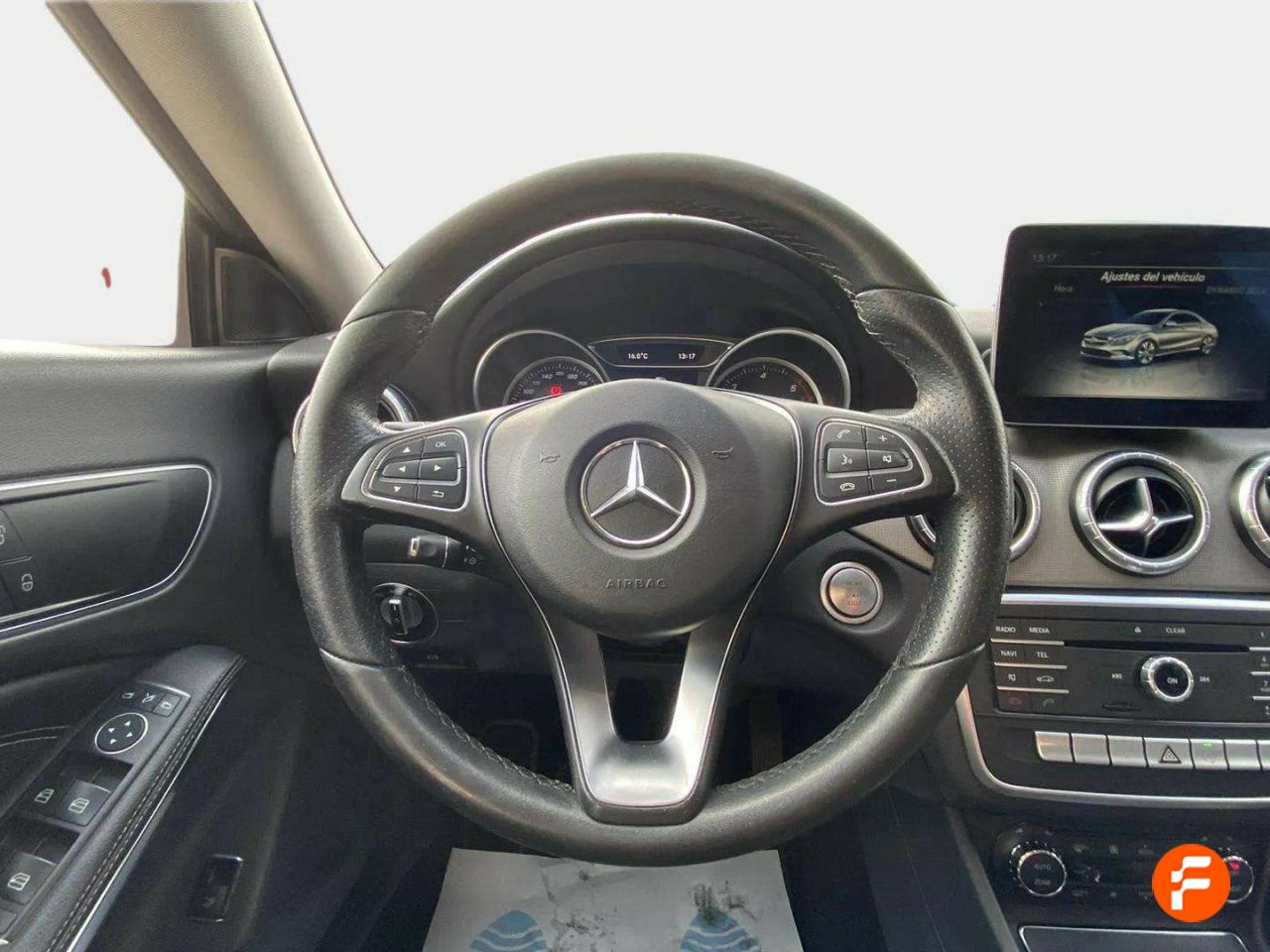 Foto Mercedes-Benz Clase CLA 12