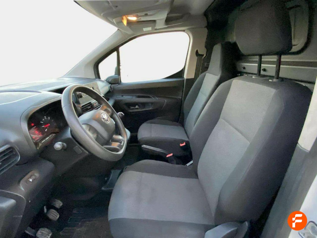 Foto Toyota Proace 15