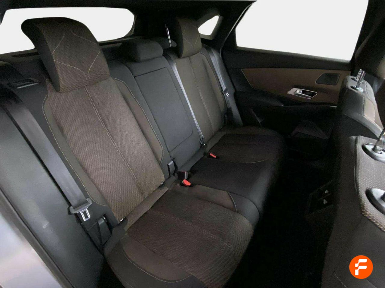 Foto DS Automobiles DS 7 14