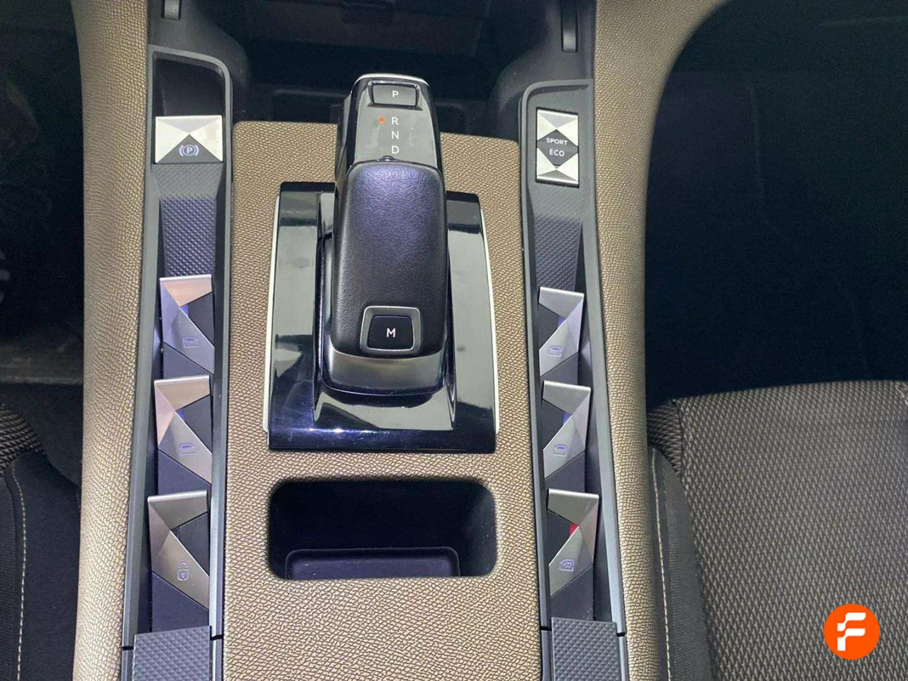 Foto DS Automobiles DS 7 19