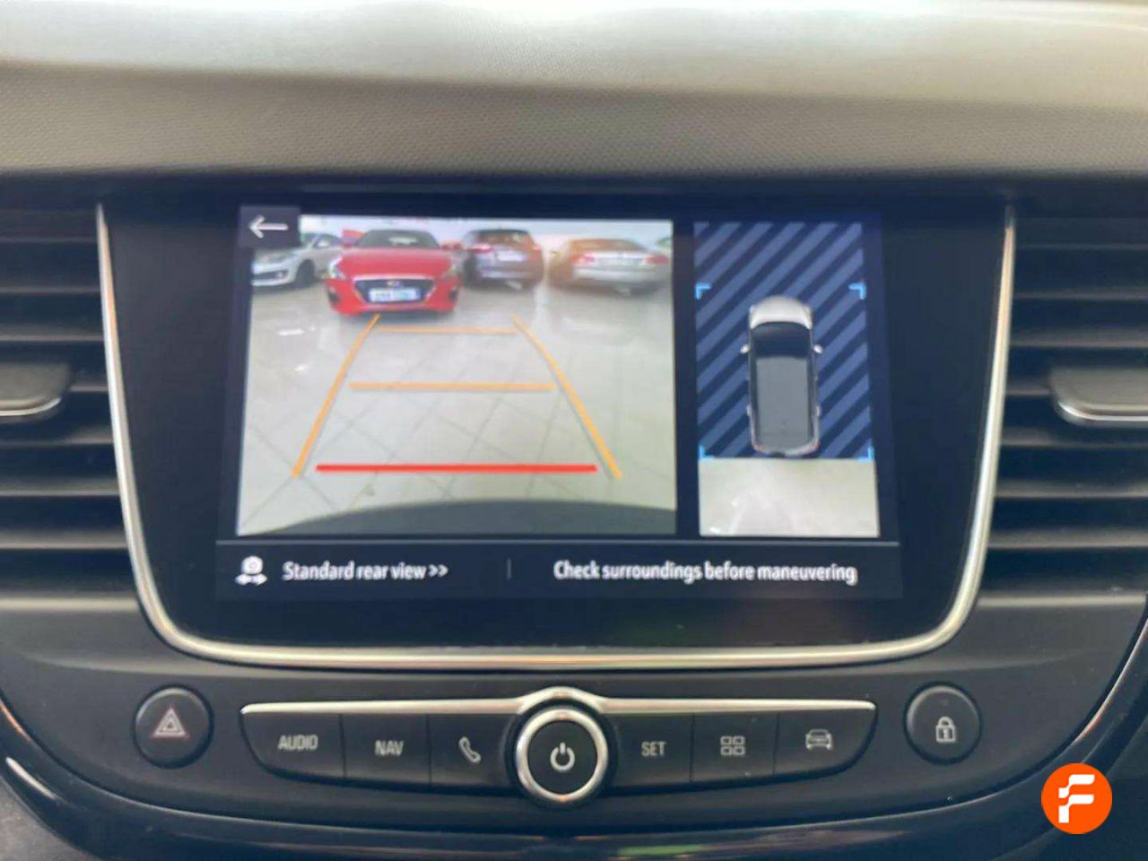 Foto Opel Crossland X 18