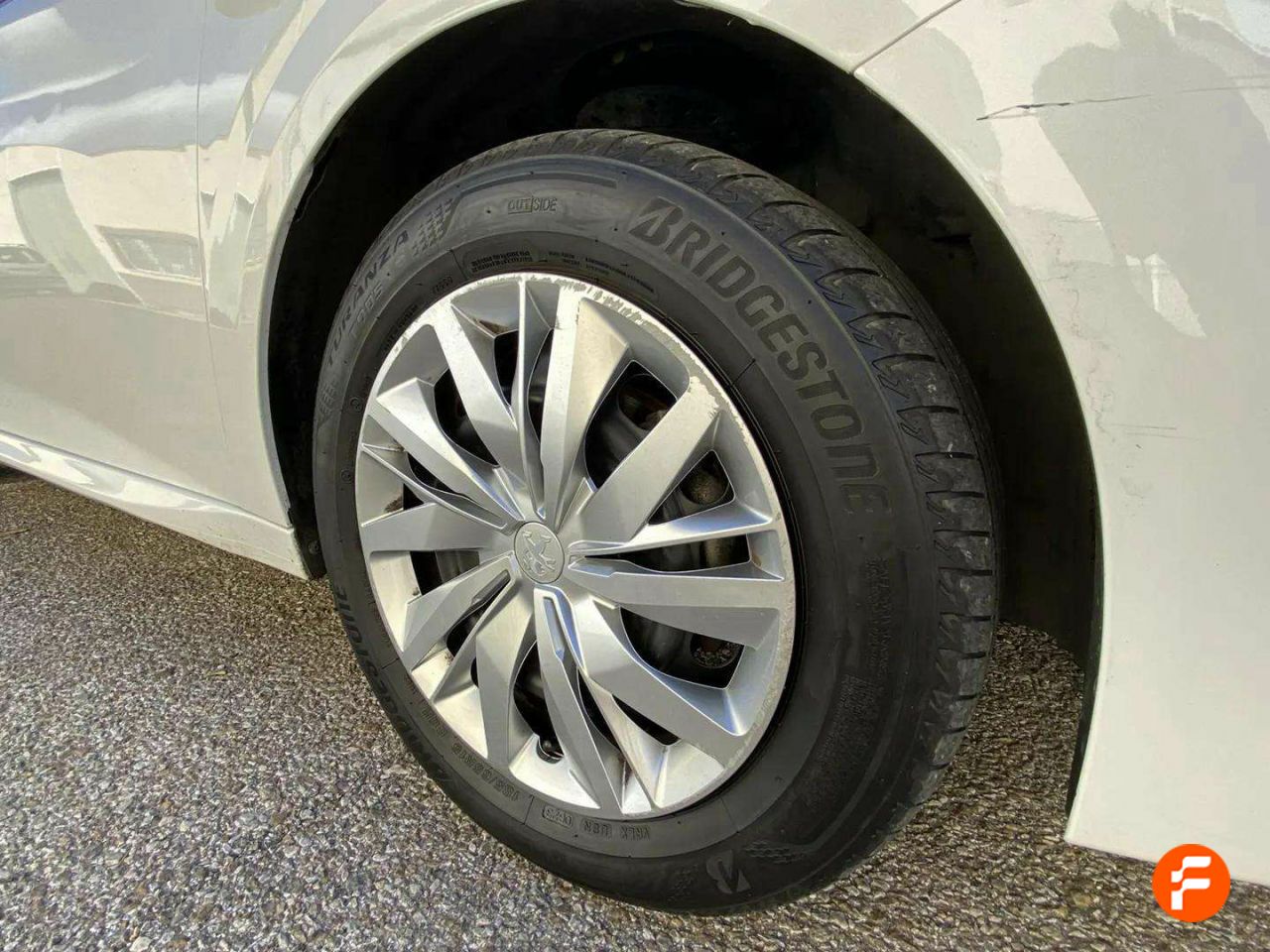 Foto Peugeot 208 15