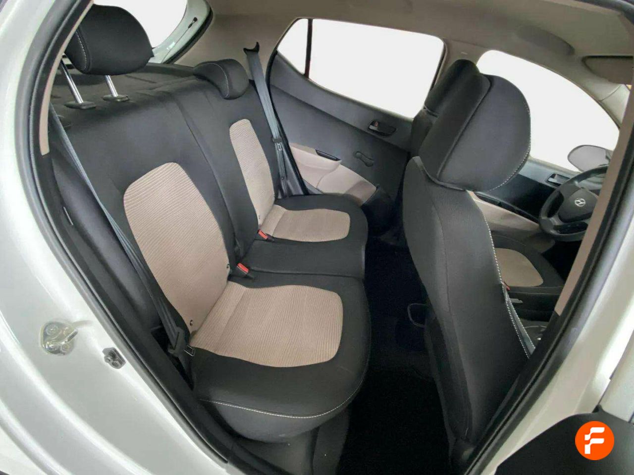 Foto Hyundai i10 14