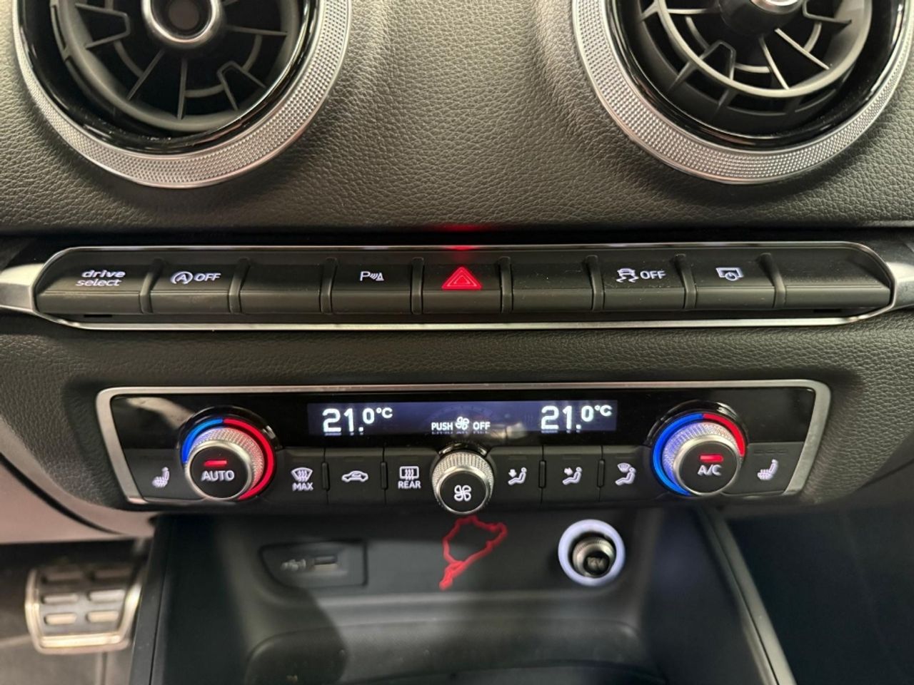 Foto Audi RS3 26