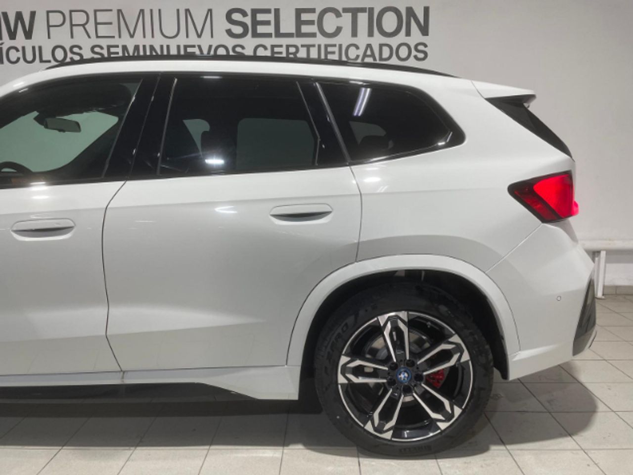 Foto BMW iX1 15