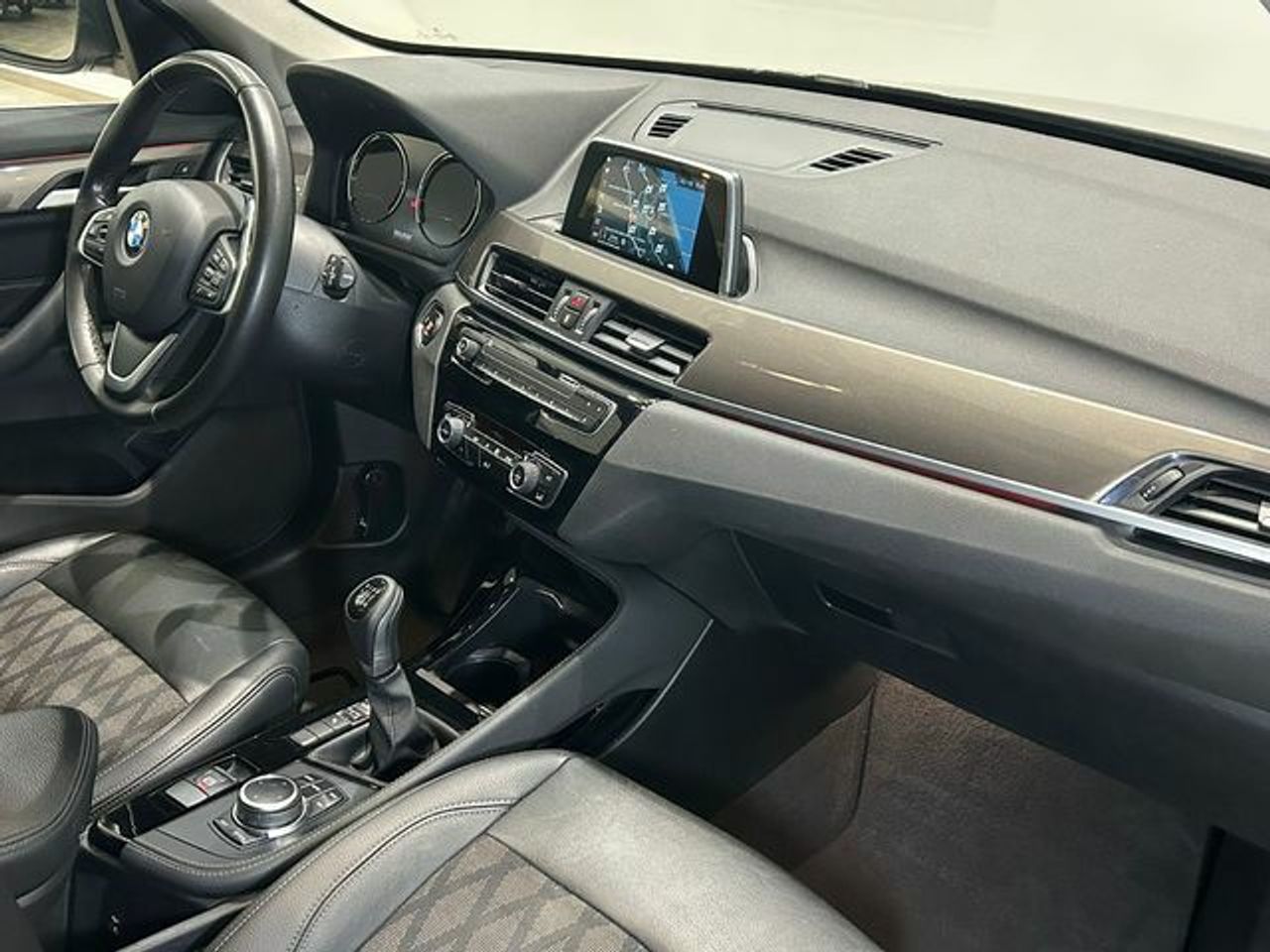 Foto BMW X1 8