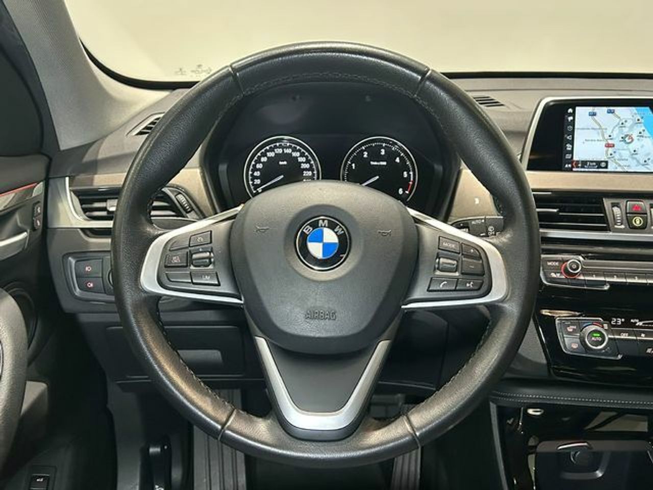 Foto BMW X1 13