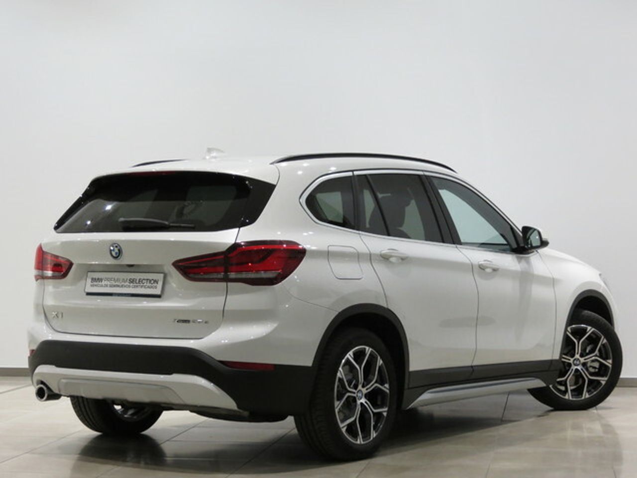 Foto BMW X1 4