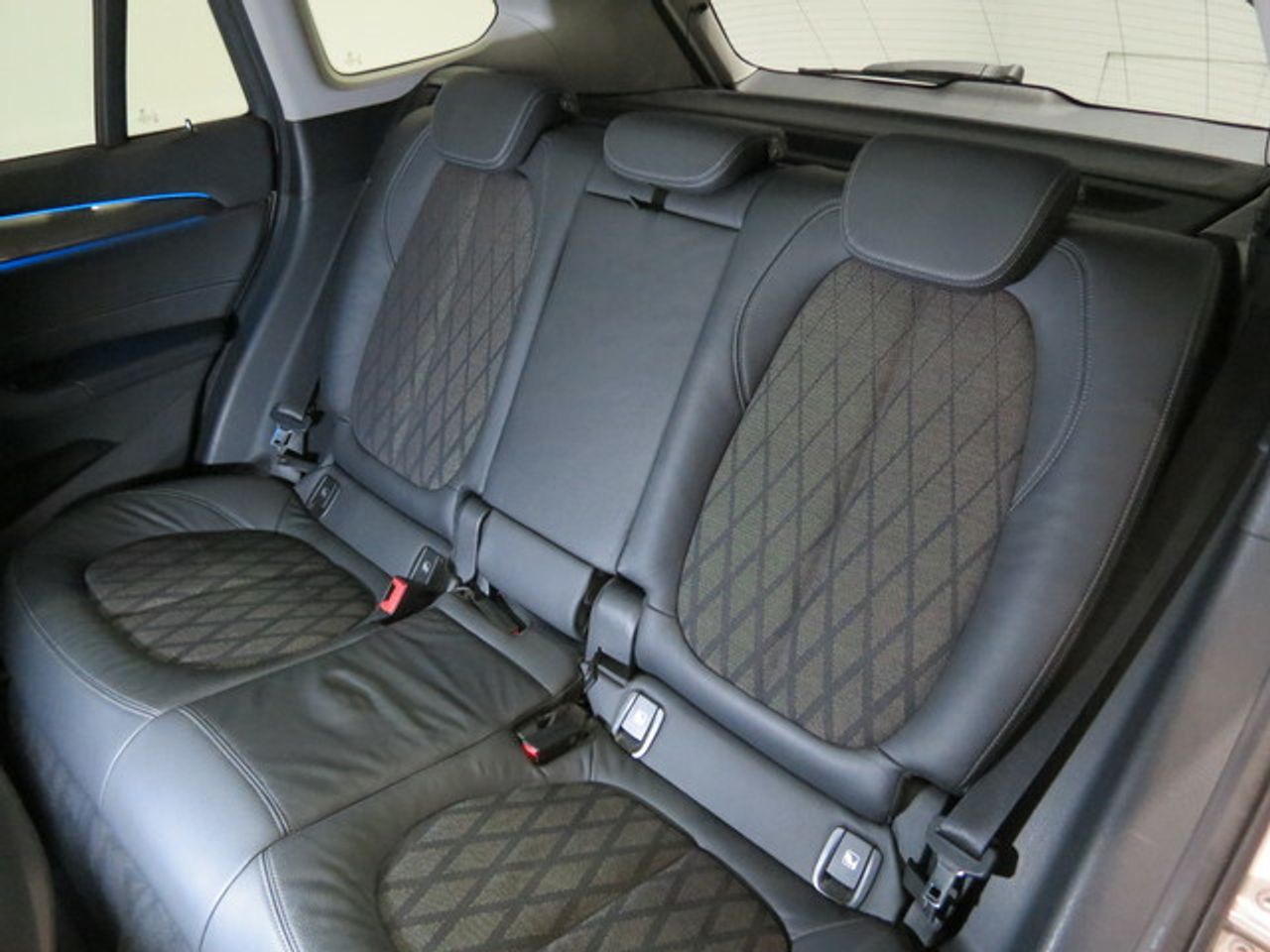Foto BMW X1 9