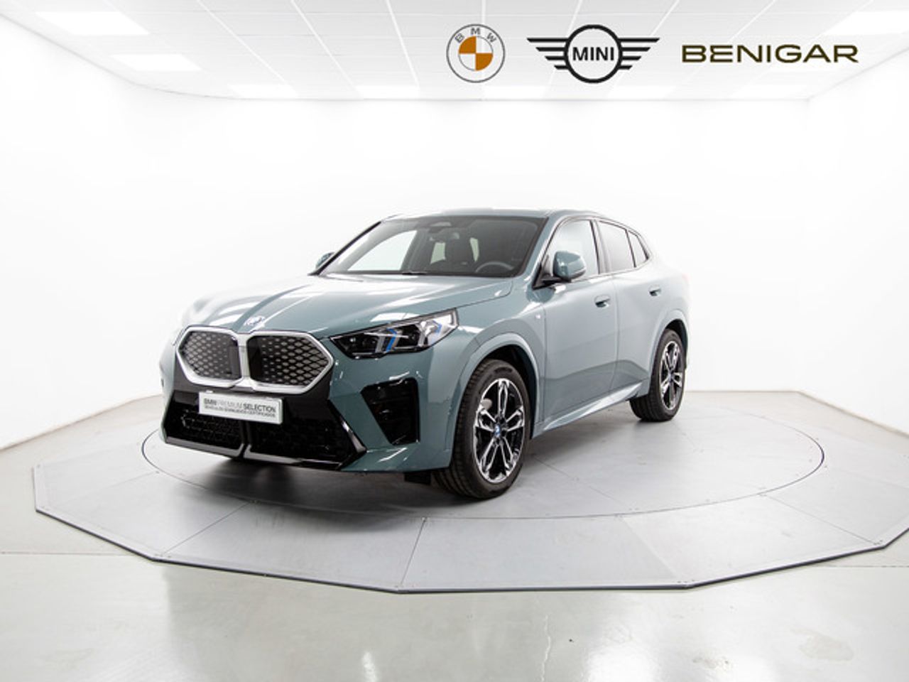 Foto BMW iX2 1