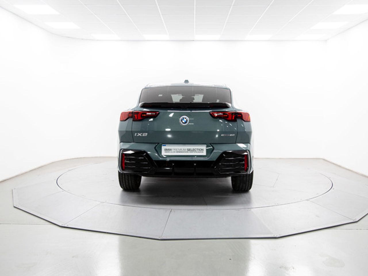 Foto BMW iX2 5