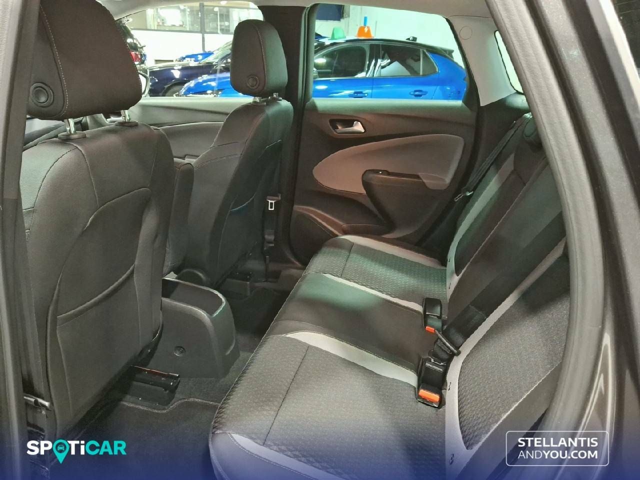 Foto Opel Crossland X 10